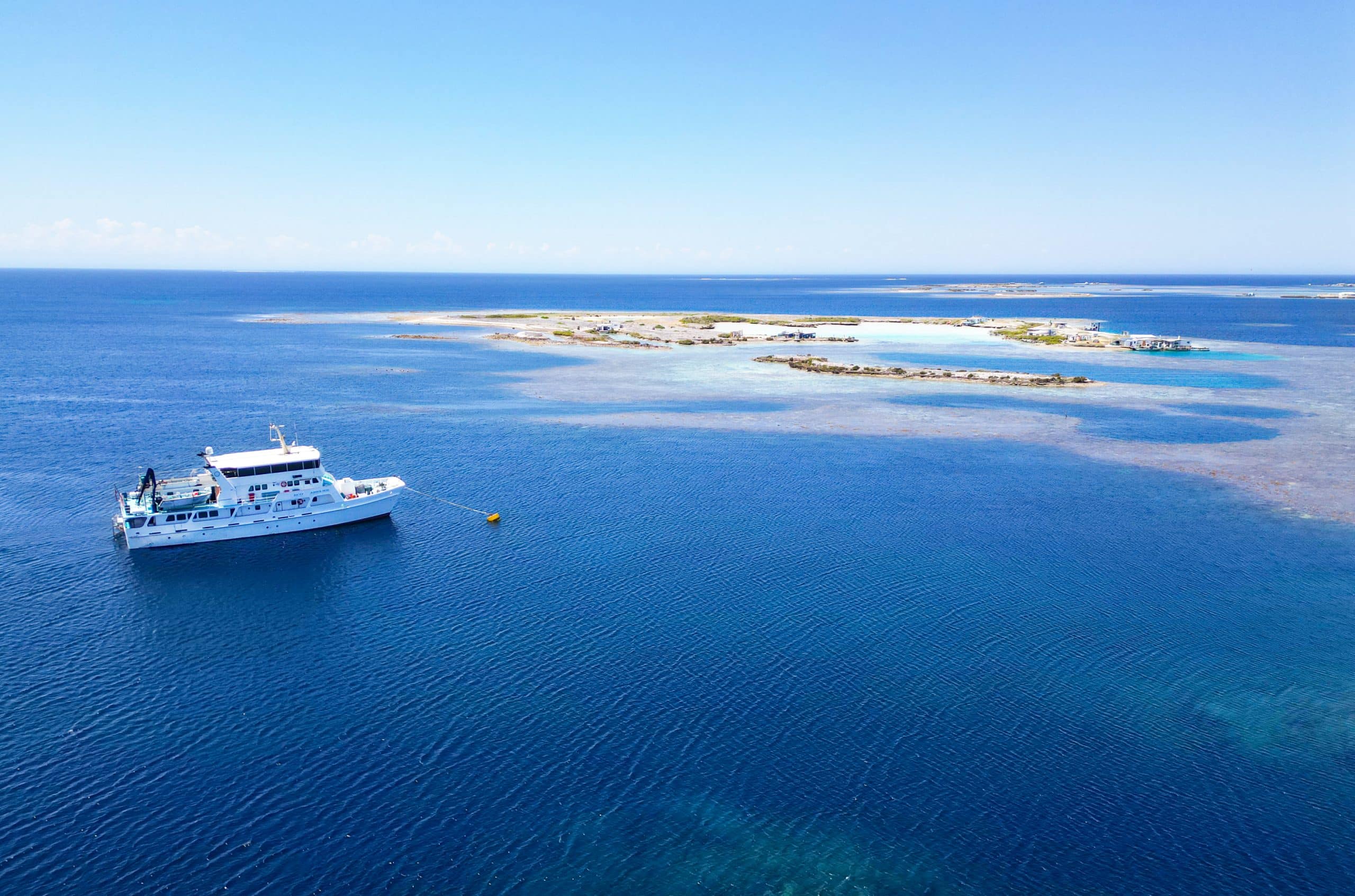 Eco Abrolhos Cruises at the Abrolhos Islands